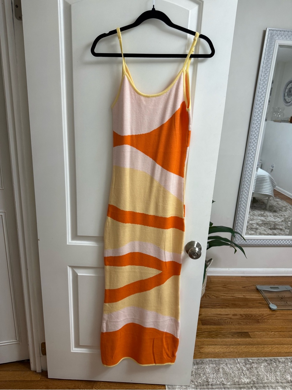 Women’s Sleeveless Wave-Print Midi Dress in Orange, Yellow & Cream